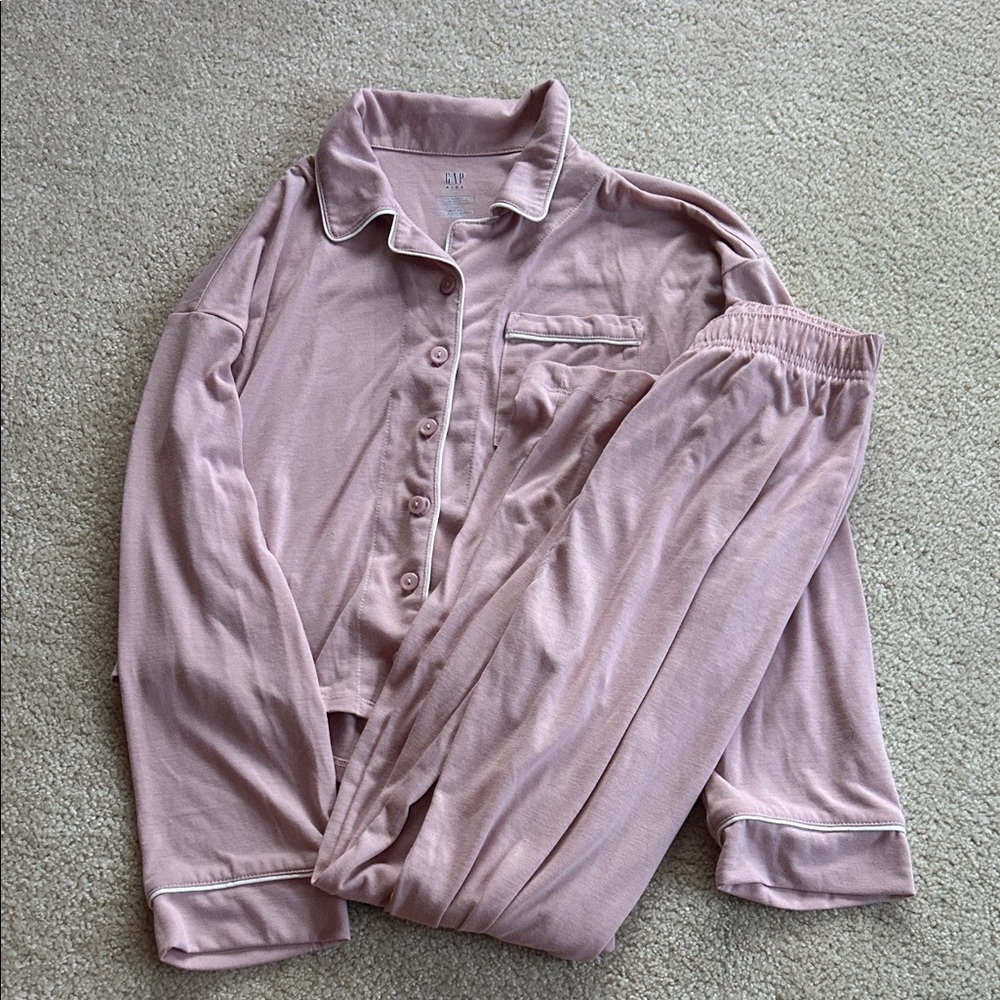 GAP Light Pink Pajama Set with White Trim